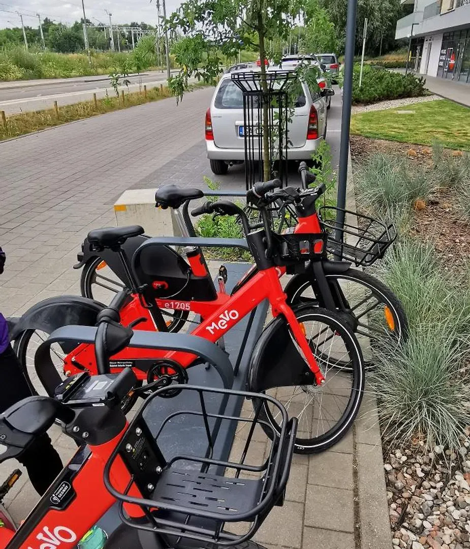 Flou Przystan Letnica 2, Noclegi Plaza 700M Gdańsk Polska